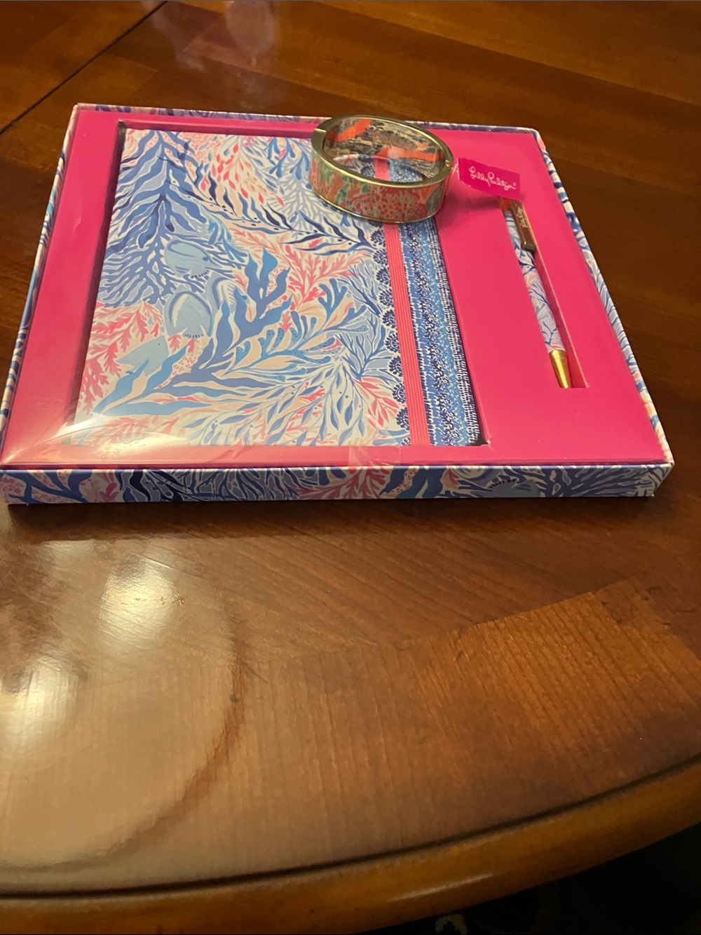 LILLY PULITZER. MOTHER’S DAY GIFT. NWT ON BOTH-JOURNAL SET & BANGLE BRACELET. - Picture 11 of 15